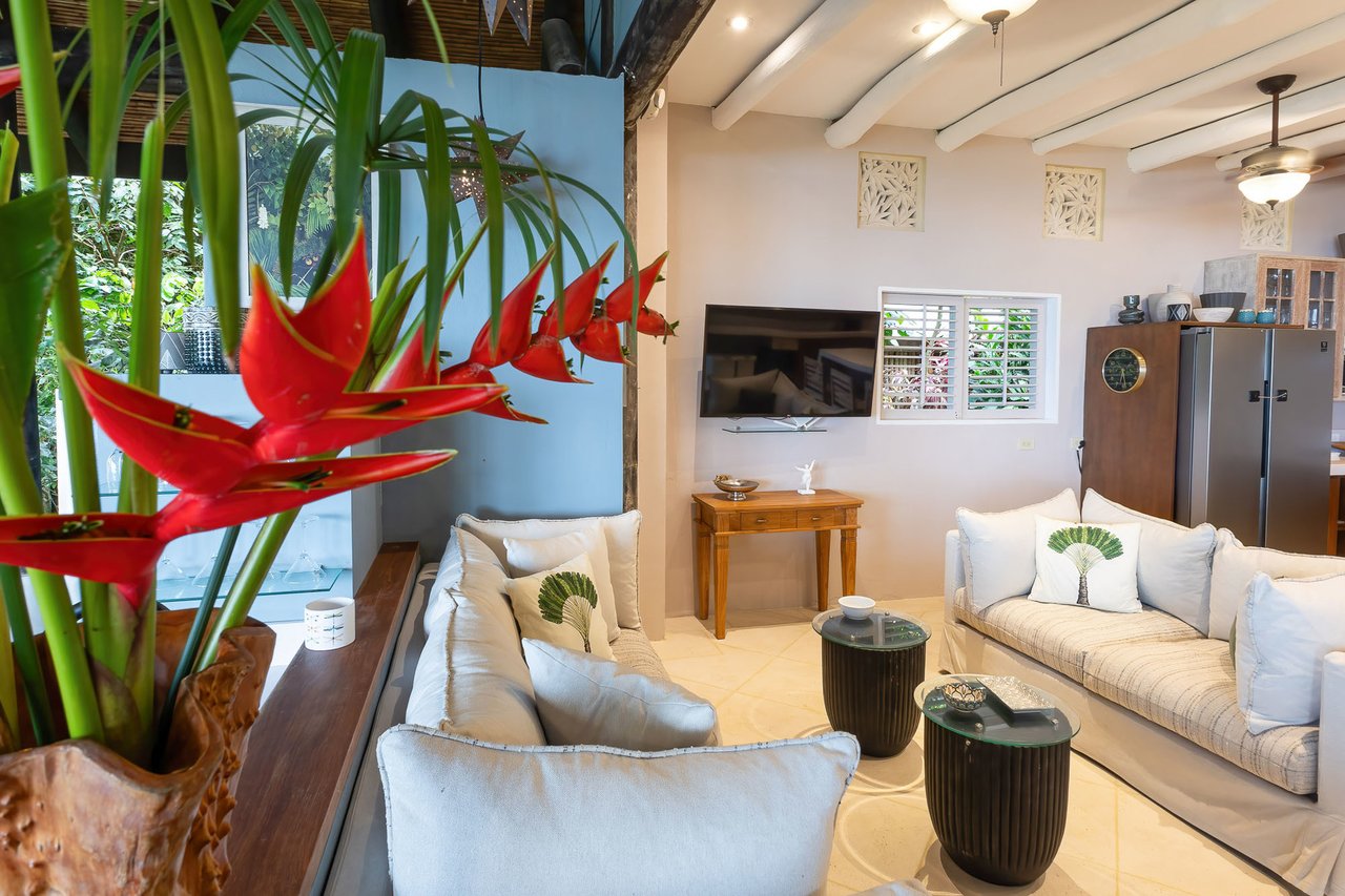 Balinese Tropical Rental Villa, Manuel Antonio, Puntarenas