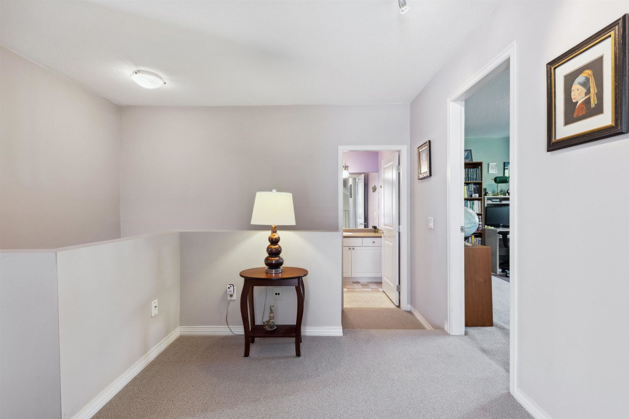 49-17097 64 Avenue, Surrey