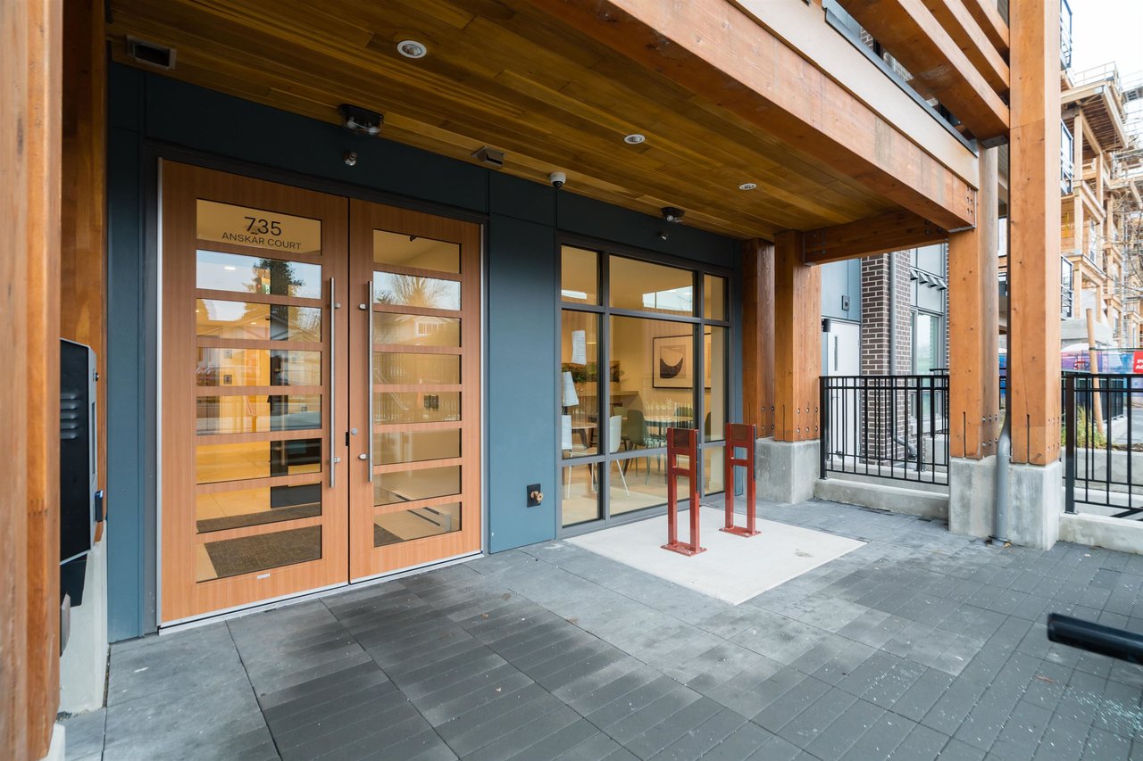 216-735 Anskar Ct