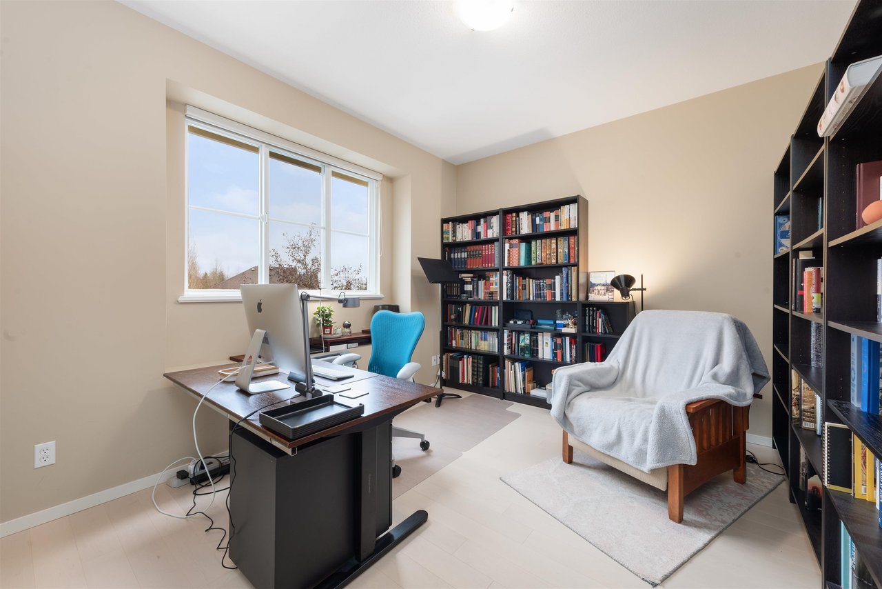 118 Hawthorn Drive, Port Moody