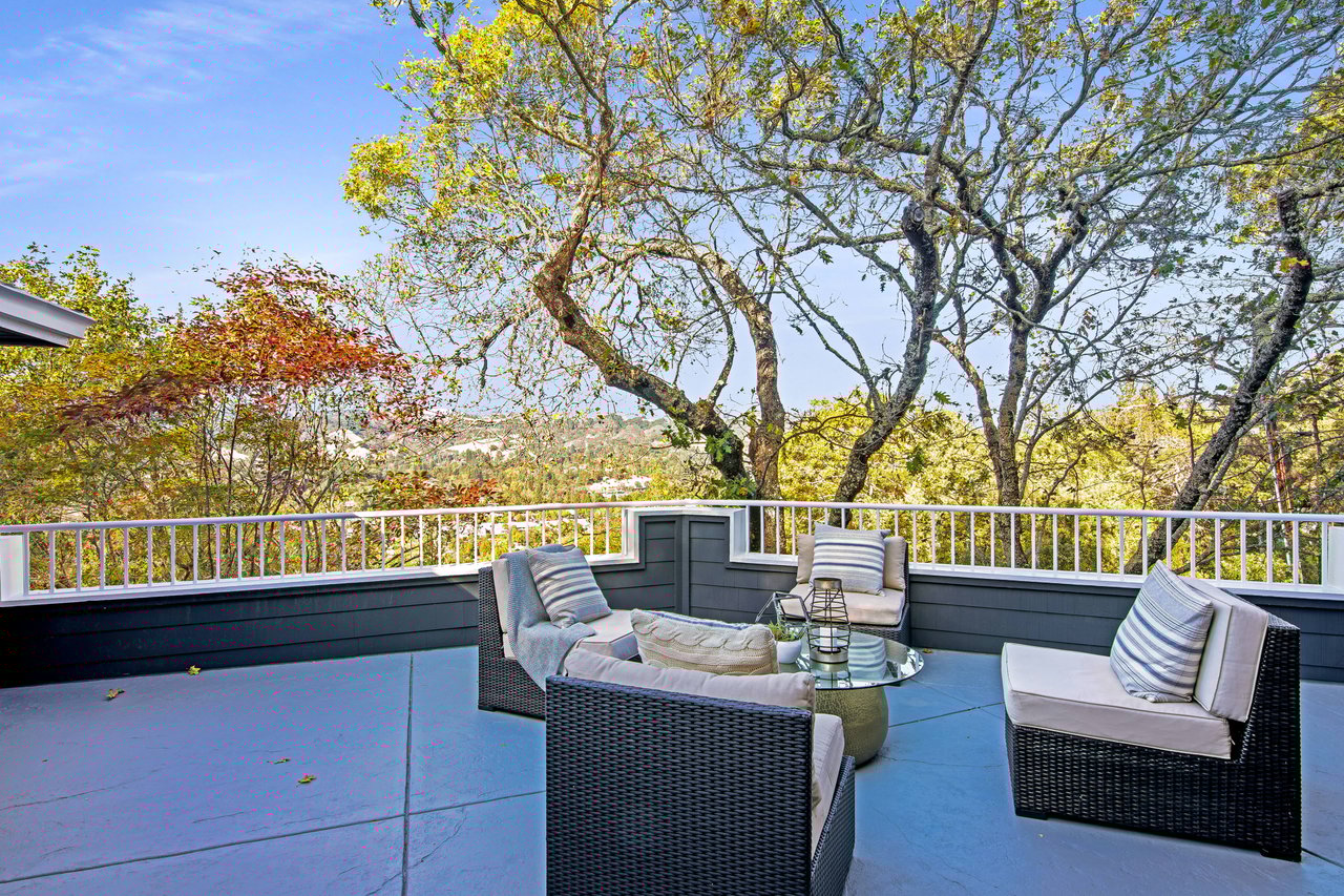 857A Mountain View Dr