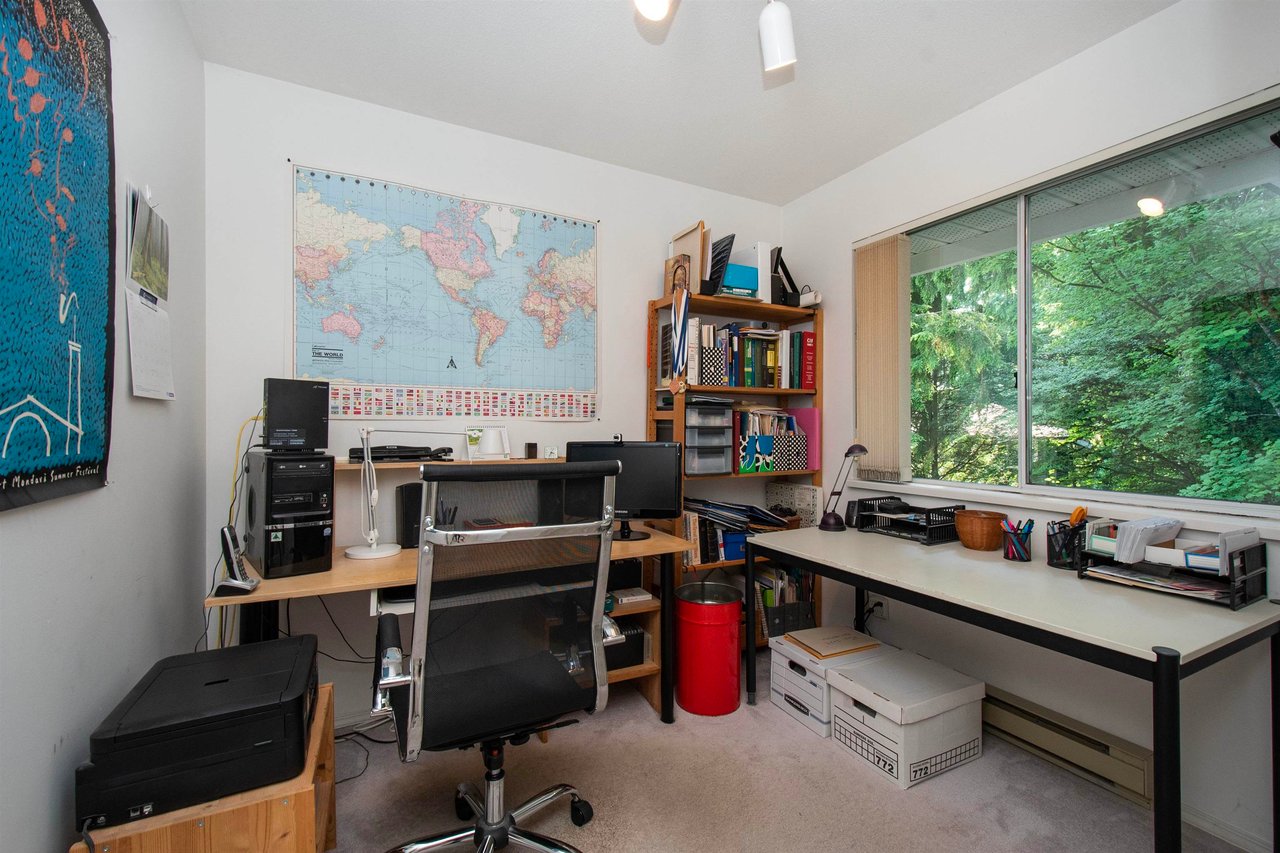2922 Mt Seymour Pkwy