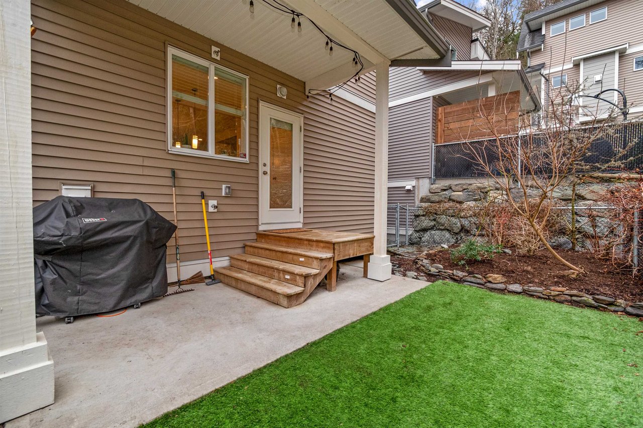 18-47042 Macfarlane Pl
