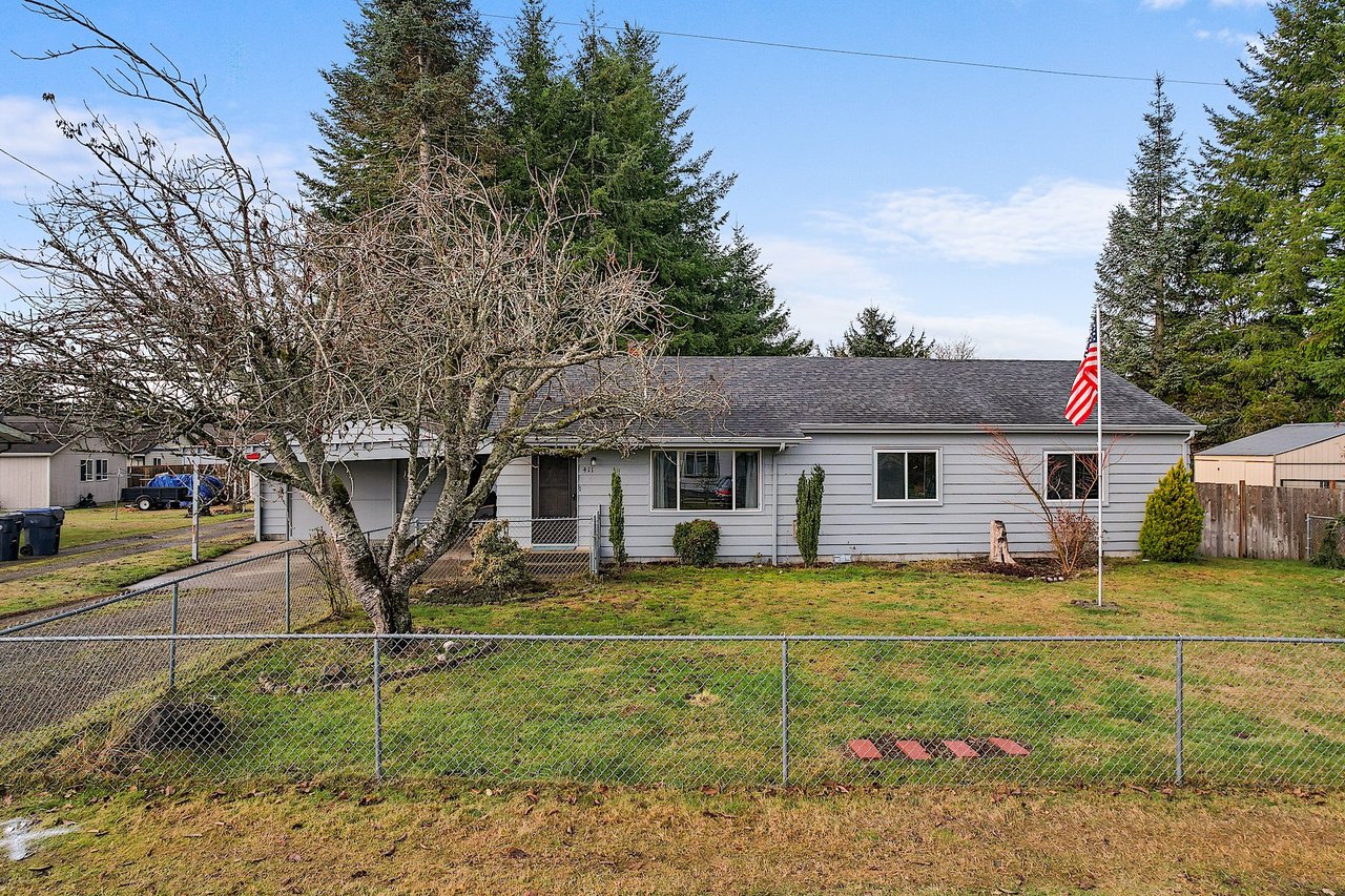 1950's 4-Bedroom Rambler in Elma, WA