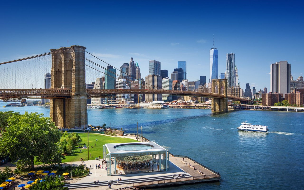 Brooklyn Bridge with Manhattan Skyline