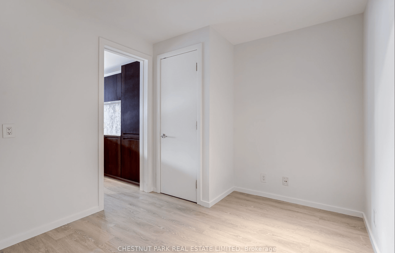 Suite 2903- 180 University Avenue