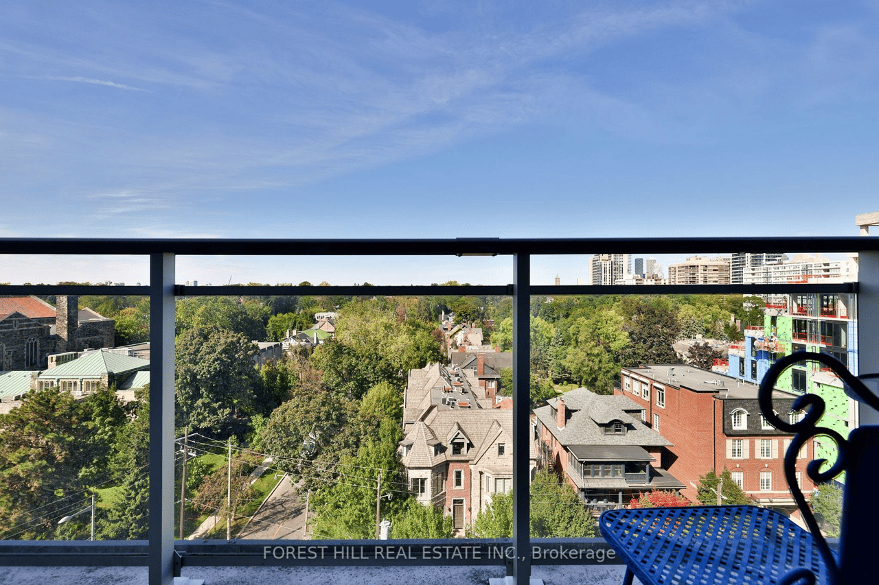 223 St. Clair Ave W 805