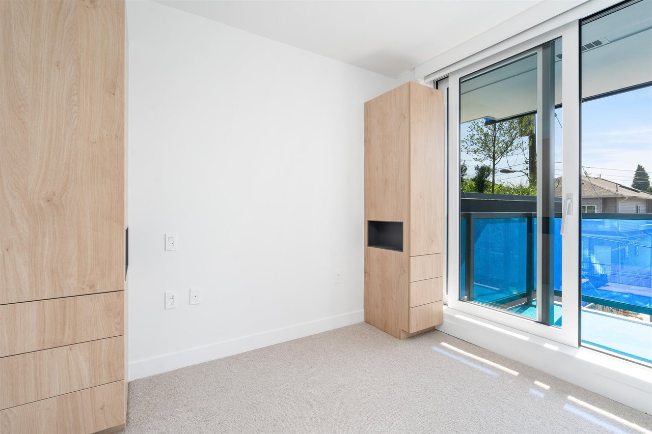 206-5058 Joyce St