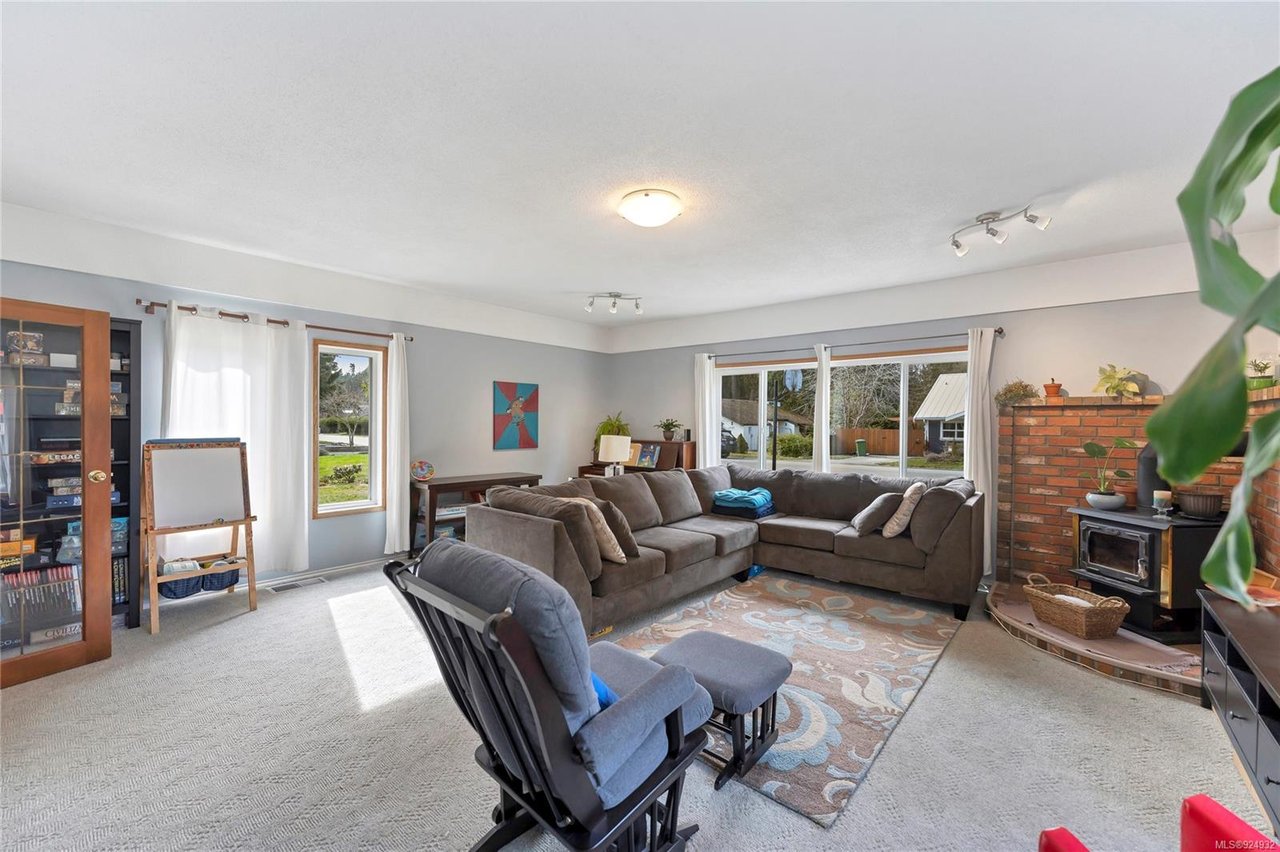 7639 Sigmar Pl