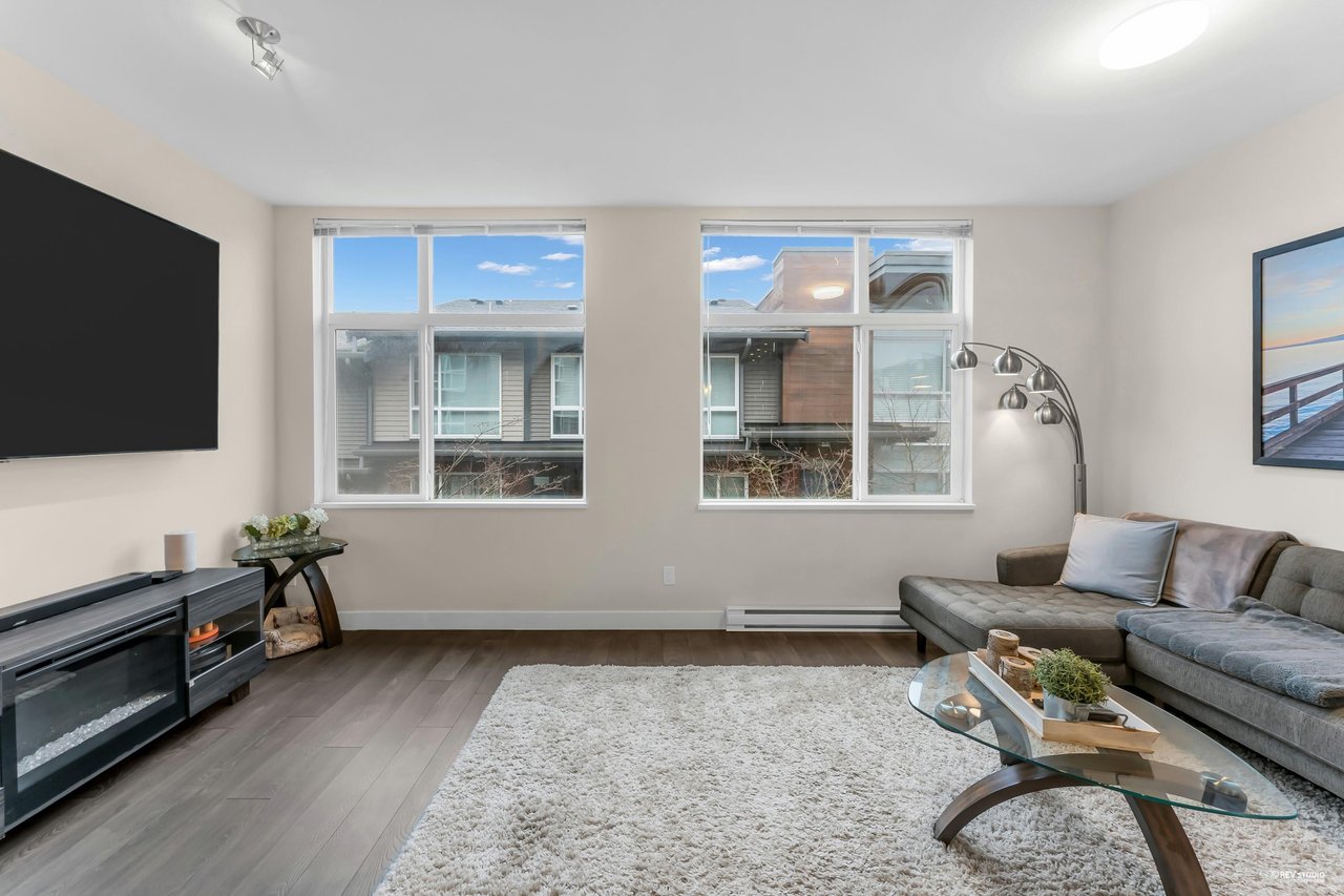 215-2228 162 St