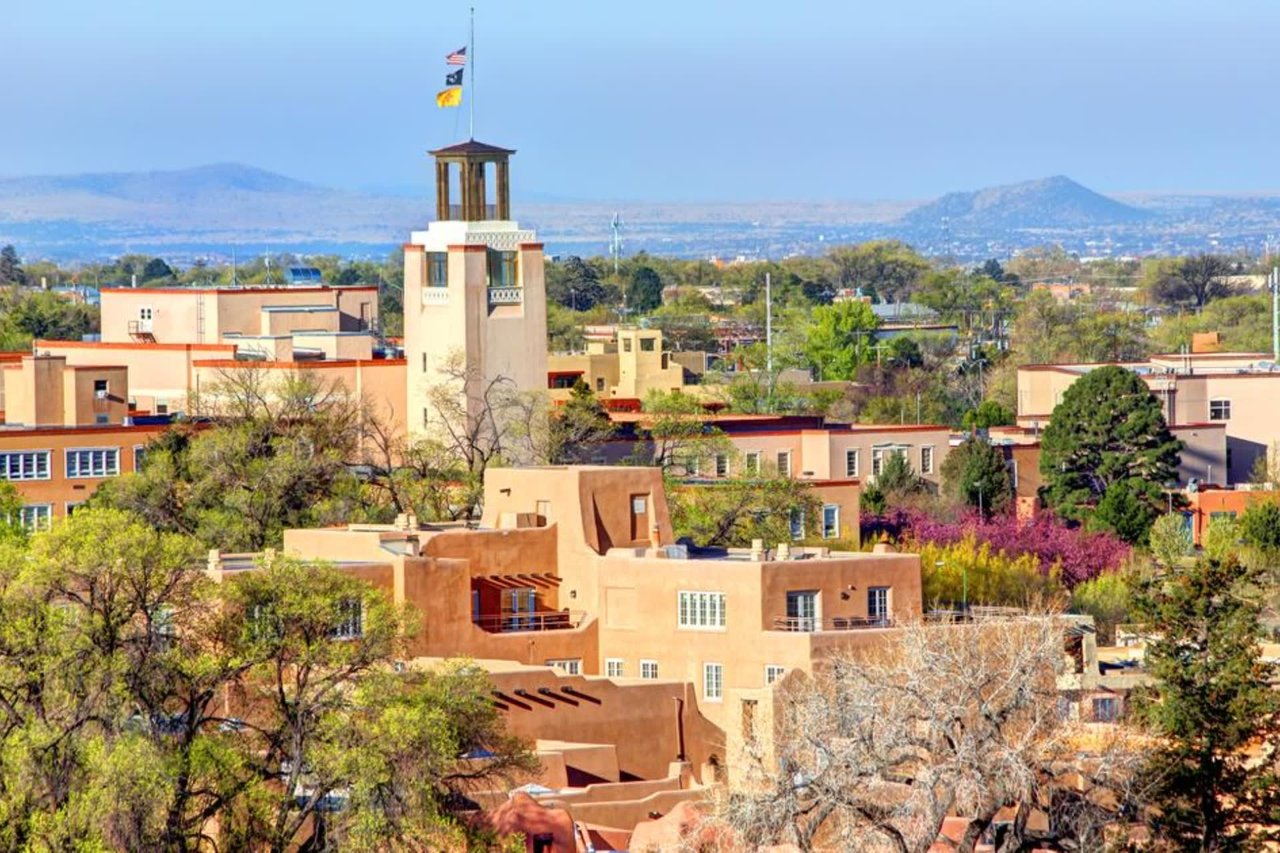 5 Reasons to Invest in Santa Fe Real Estate