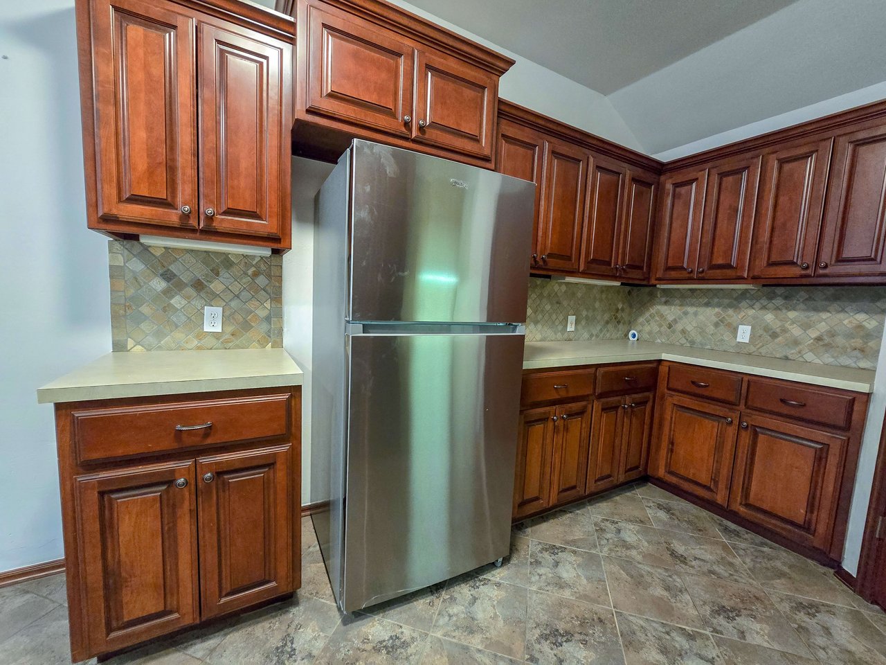 1211 Orchard Dr