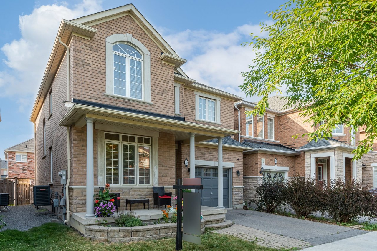 26 Hermitage Blvd 