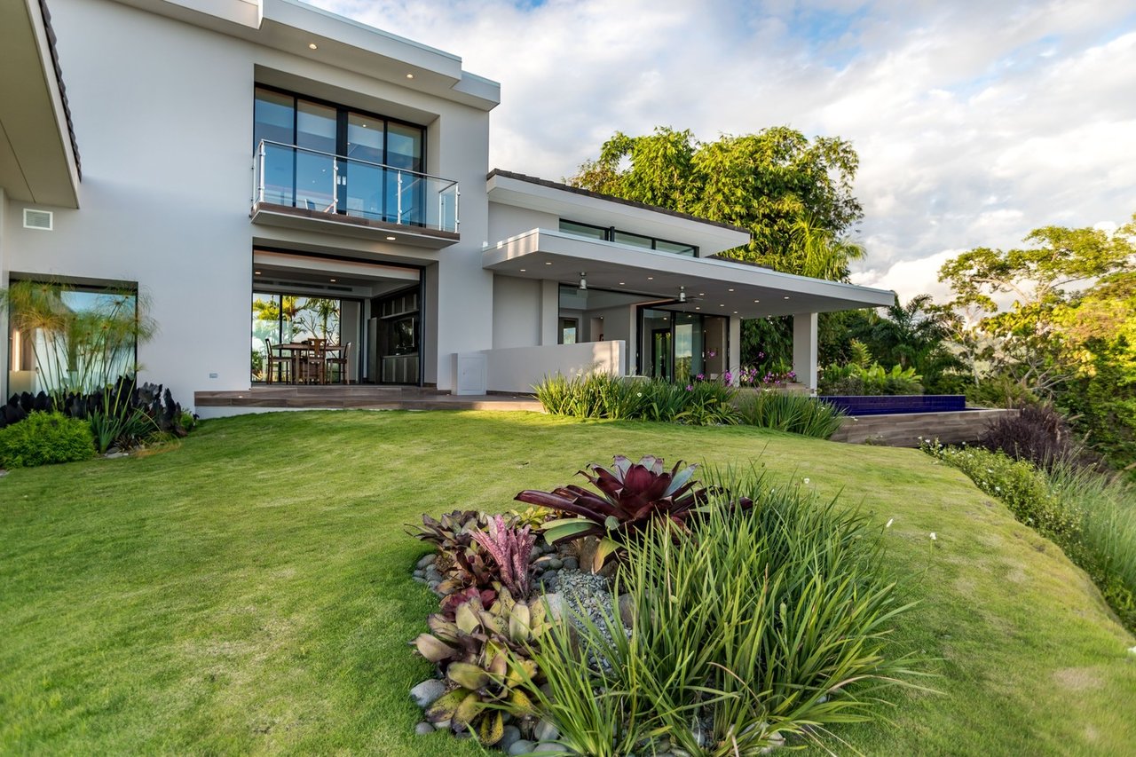 Modern Coastal Luxury Villa, Uvita, Puntarenas