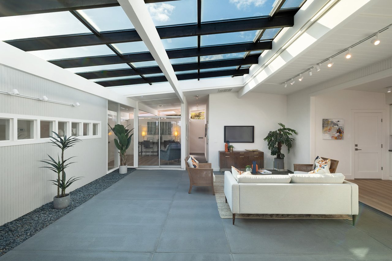 99 Duran Dr, San Rafael, CA  94903