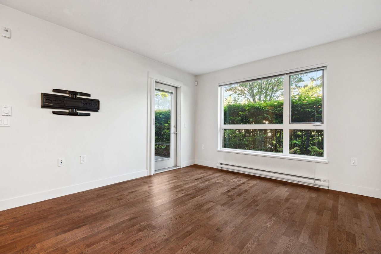 107-7088 14th Ave