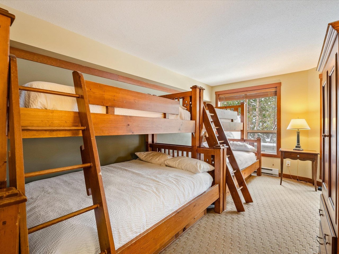 103G2-4653 Blackcomb Wy