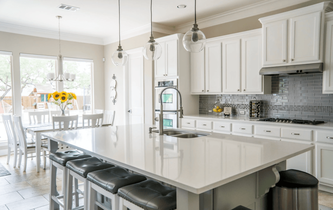 Honest Pros and Cons of Living in Moorings