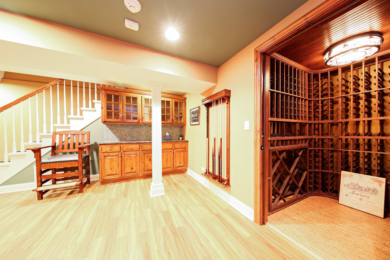 Gorgeous Home on Quiet Cul-De-Sac