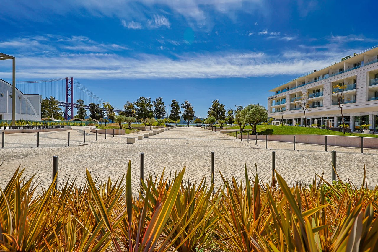 One-Bedroom Apartment in Lisbon’s Hyatt Regency