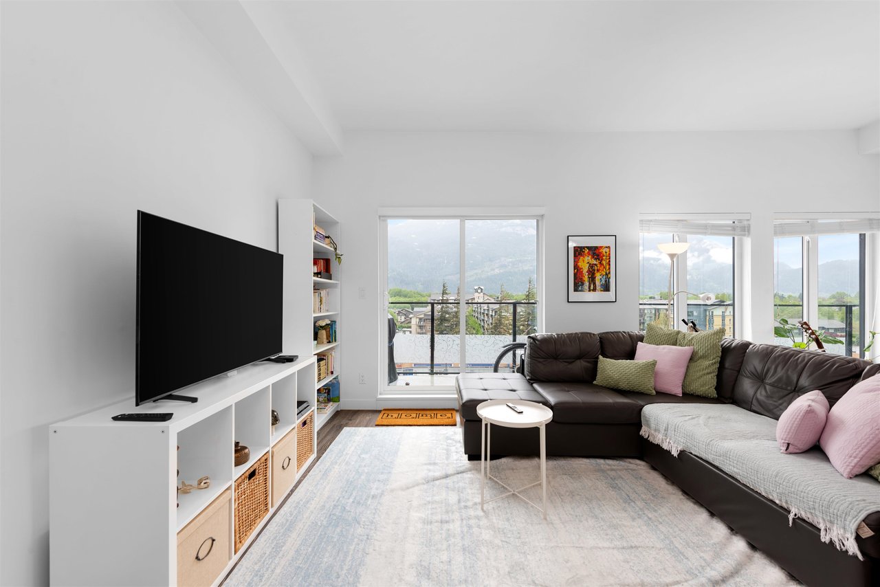 606-1365 Pemberton Ave