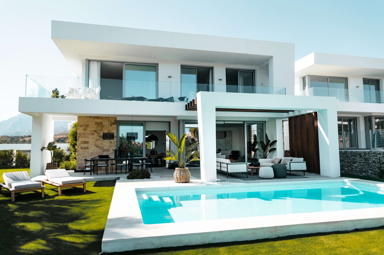 Brentwood Luxury Living