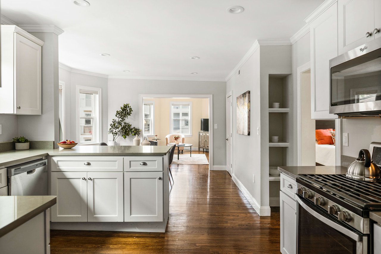 25 Granfield Ave Unit: 2