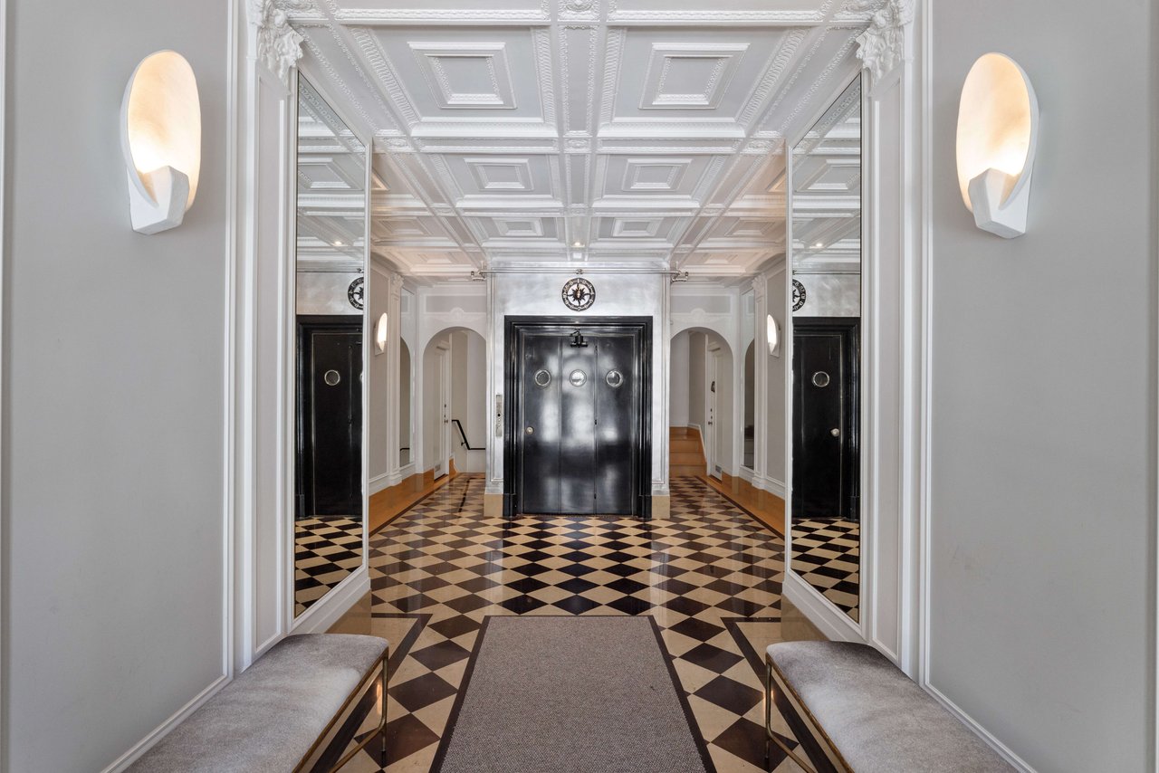 Grand Scale, Pre-War Apartment with North Bay Views