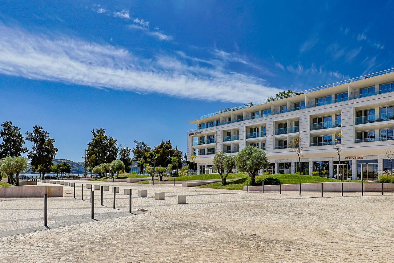 One-Bedroom Apartment in Lisbon’s Hyatt Regency