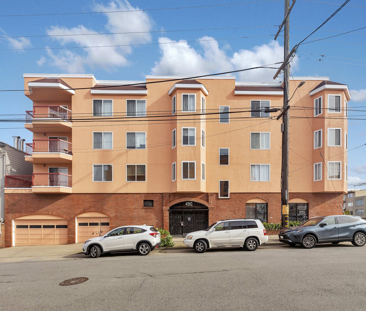 Golden Gate View Condominium