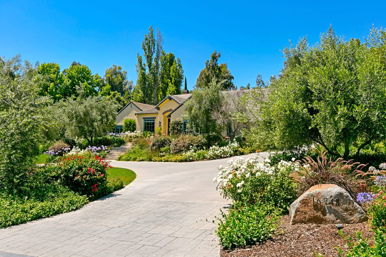 16748 Avenida Arroyo Pasajero