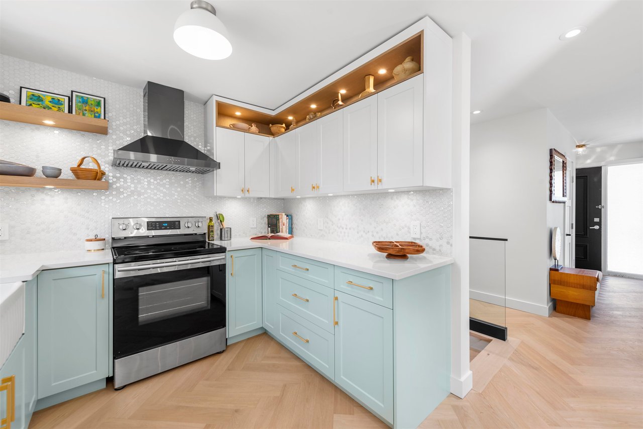 335 Seaview Drive, Port Moody