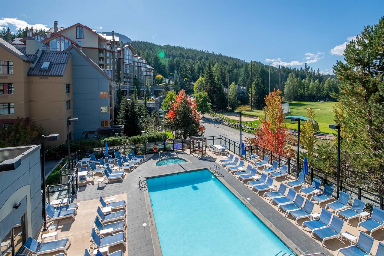 428/430-4050 Whistler Wy