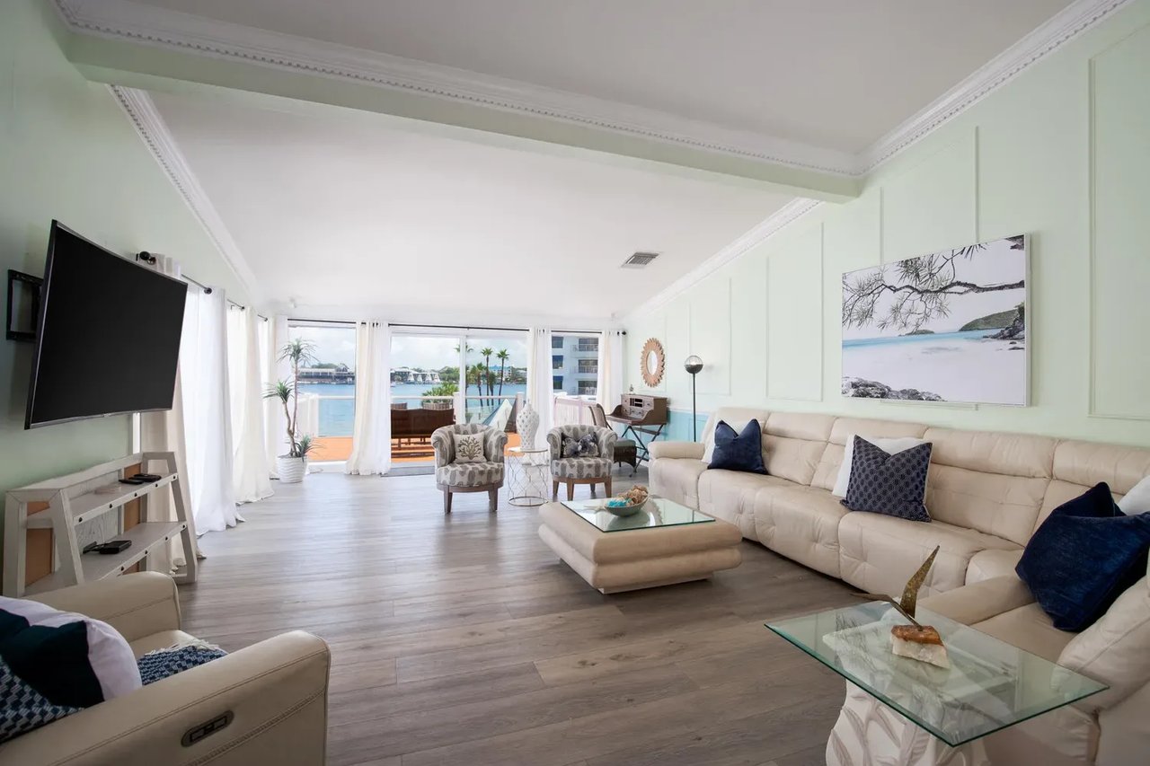415 Gulf Shore Drive, Unit 9
