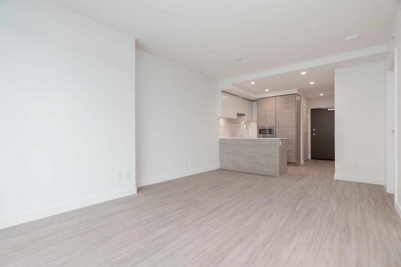 1305-13615 Fraser Hwy
