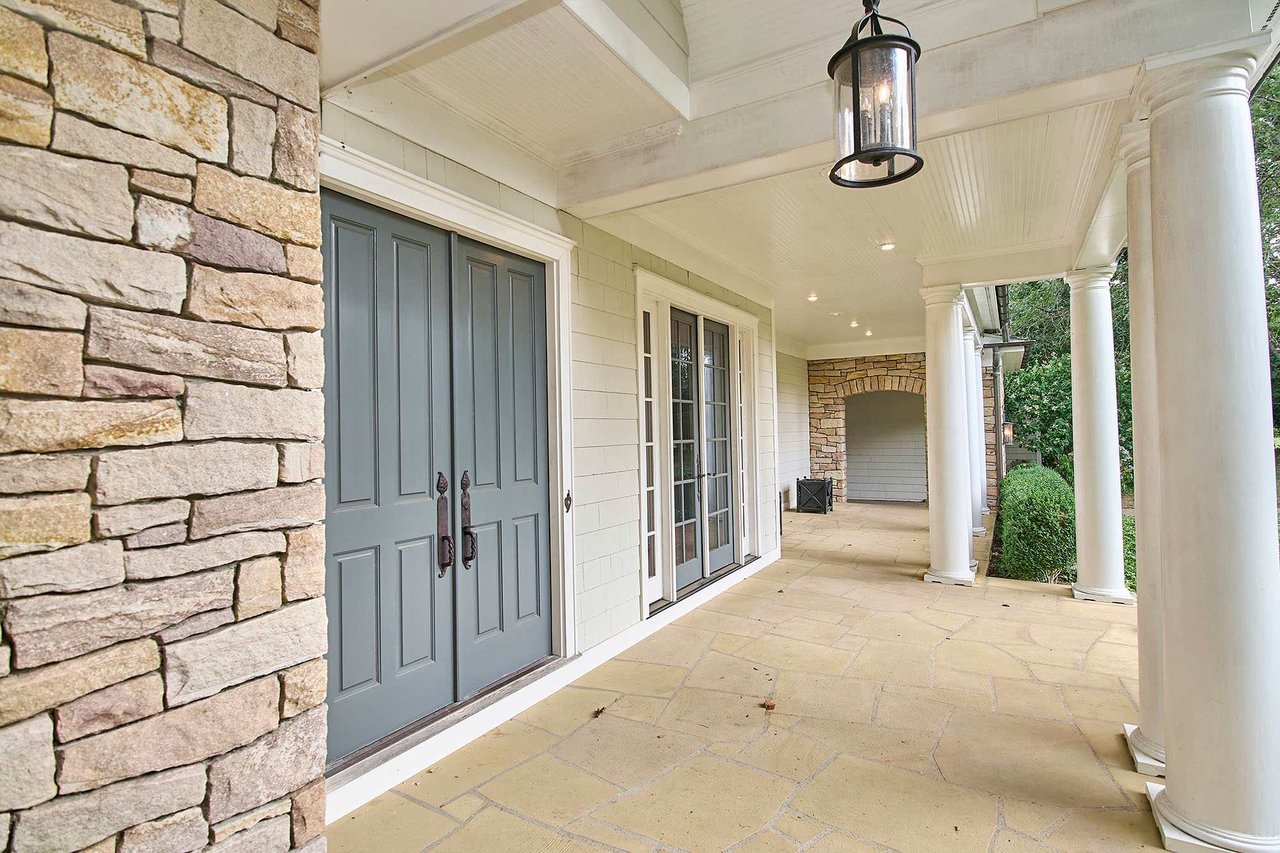 1 Norwood Rd, Charleston, WV 25314
