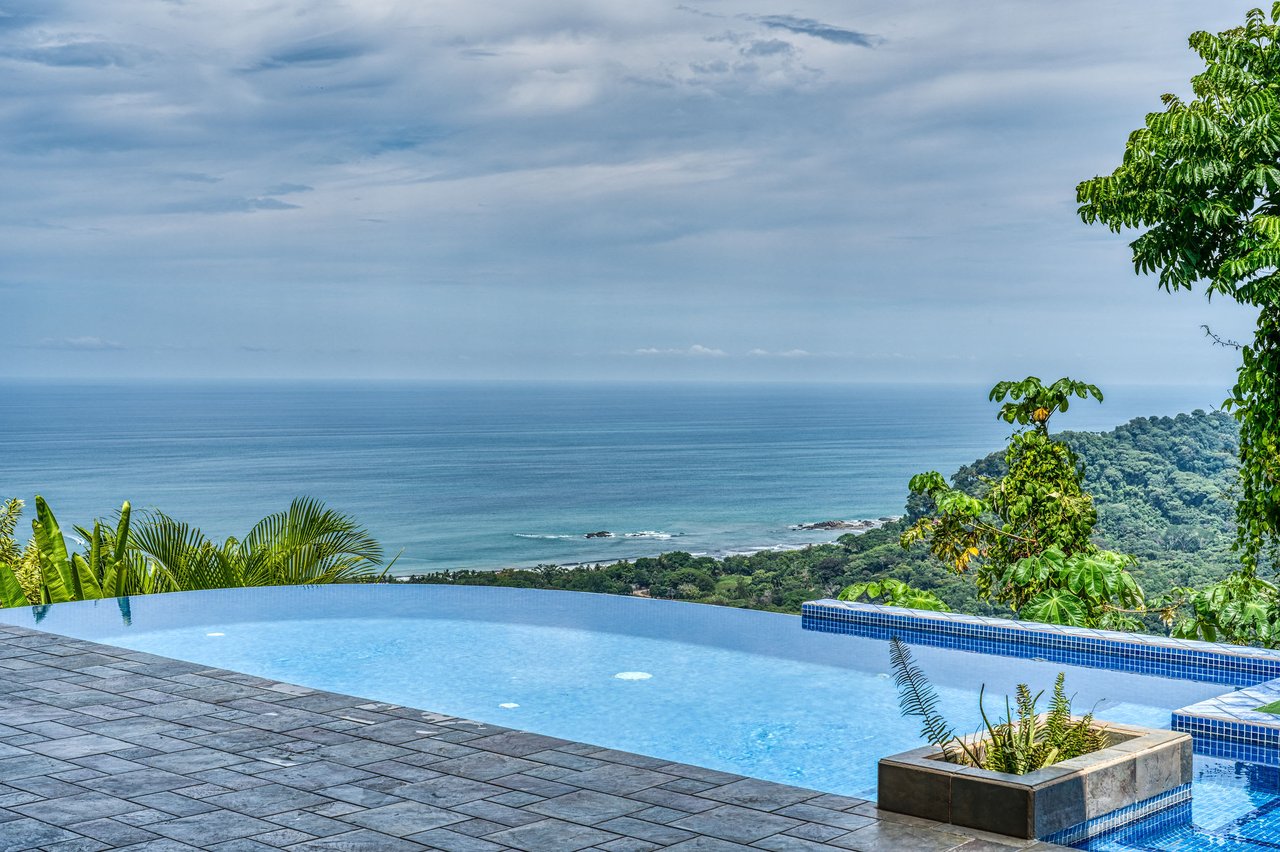 Best Views in Dominical – Home with Apartment and Infinity Pool