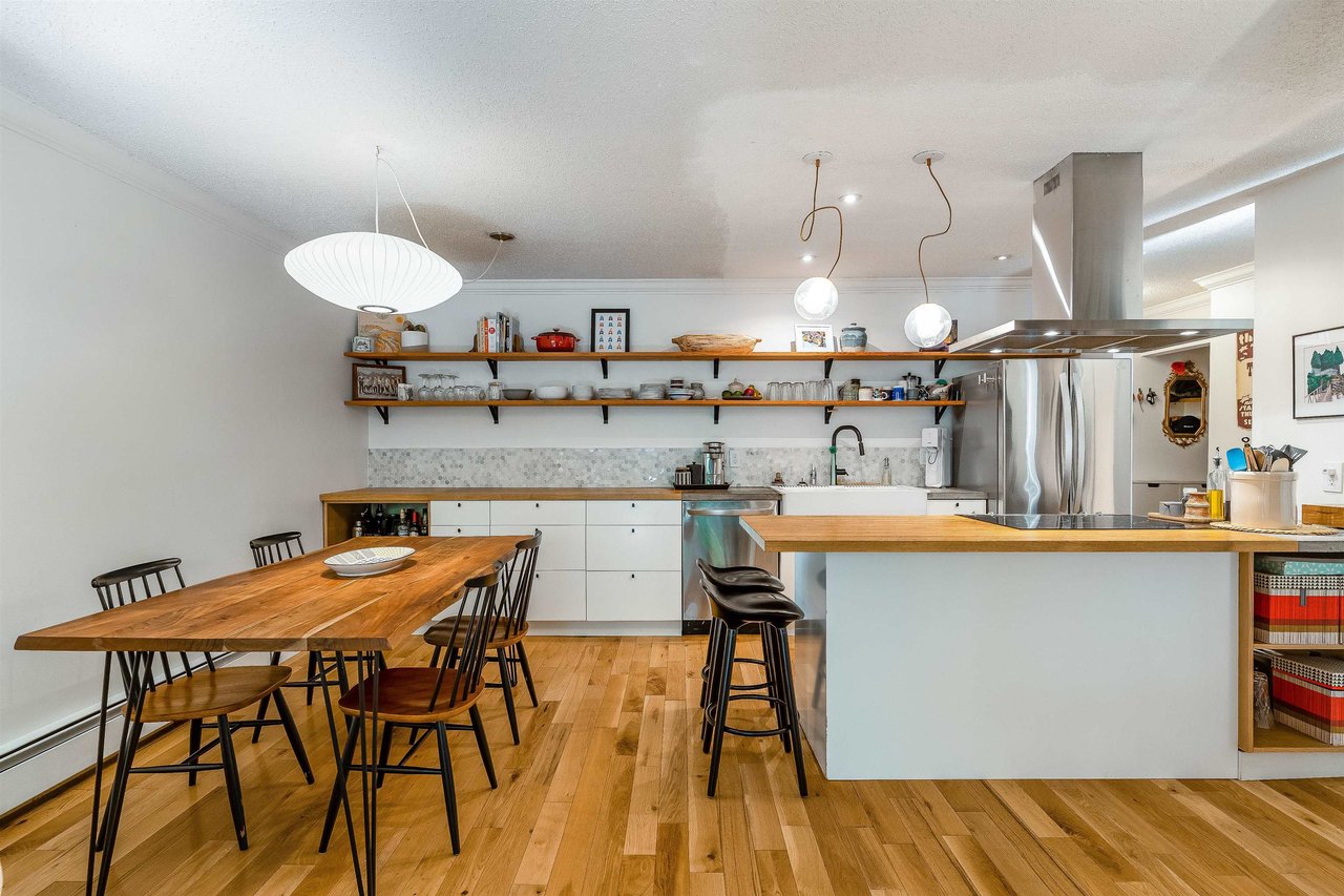 106-319 E 7th Ave