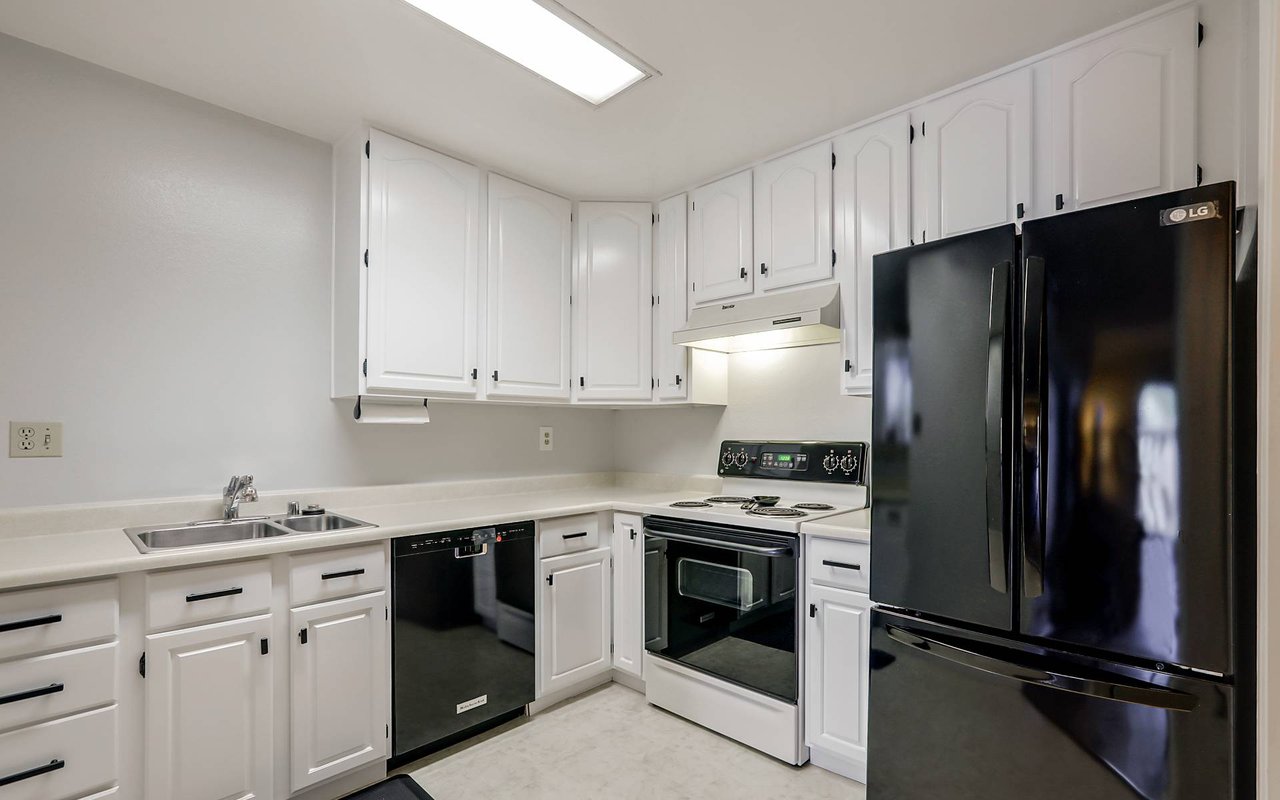 1055 N Capitol Ave, #127