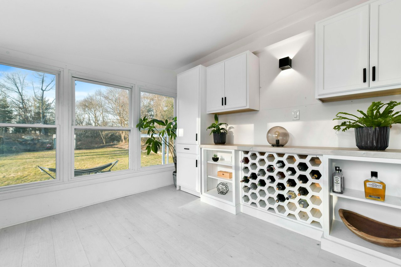 Quintessential Hingham Residence 