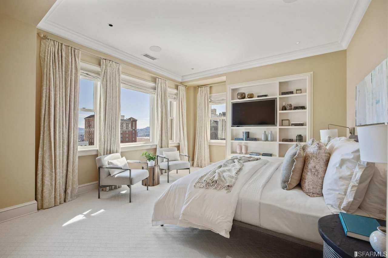 Iconic, Rarely Available Nob Hill Penthouse