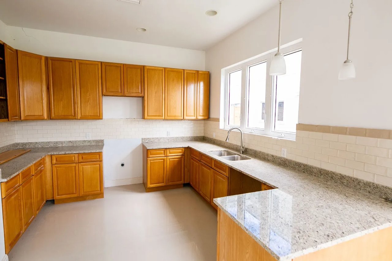 25 Eagle Crest 3 Bedroom Townhouse