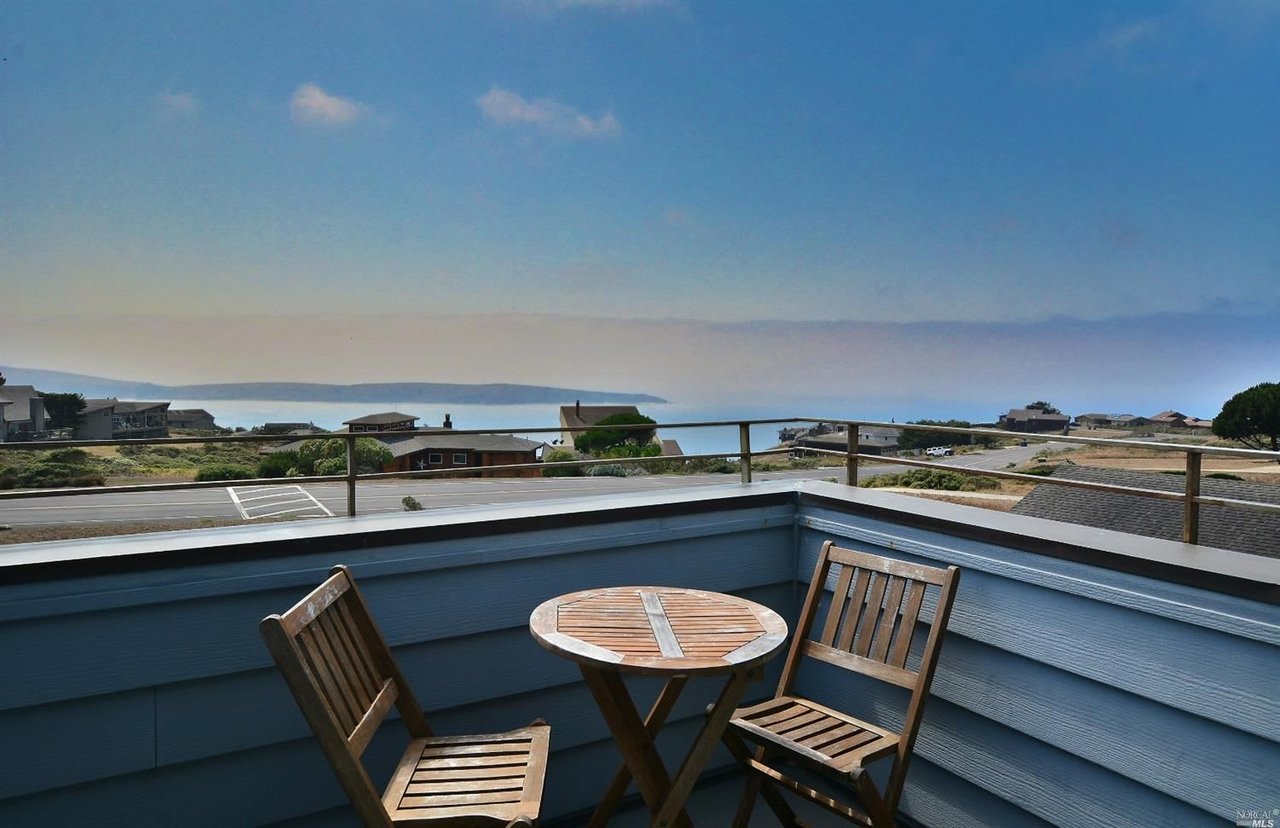 528 Oceana Drive