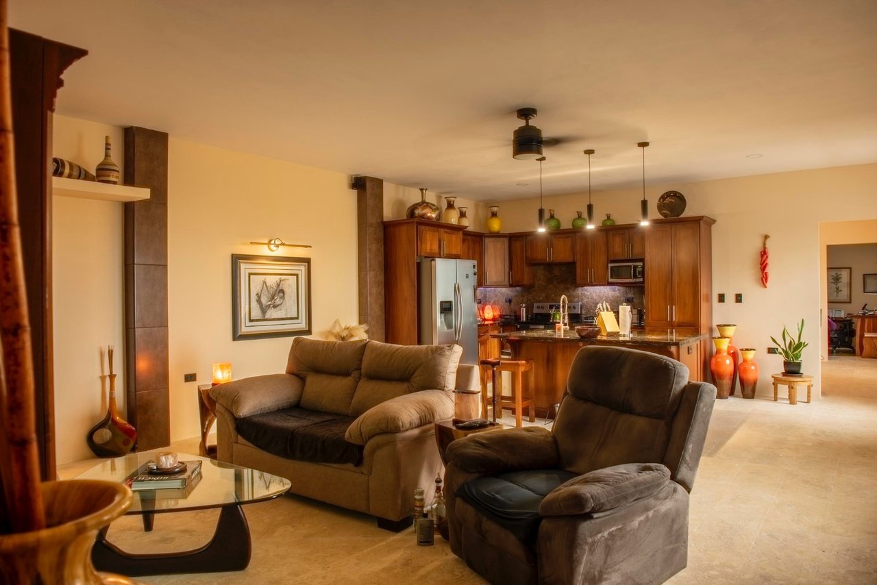 Tropical Villa with Guest Casita, Perez Zeledon, San Jose