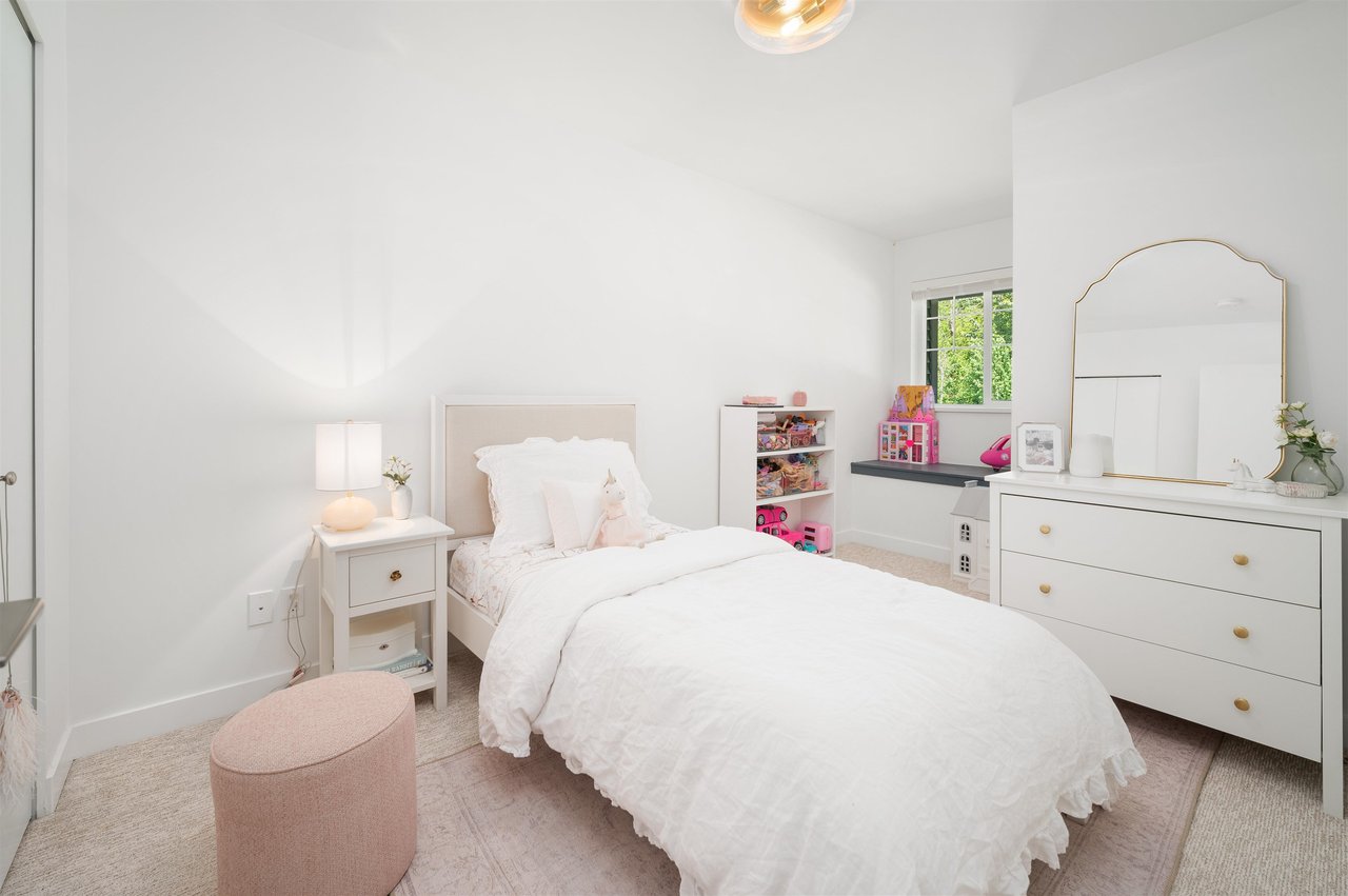 6-22810 113 Ave