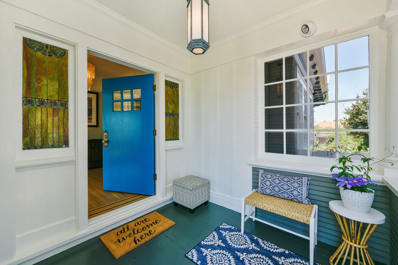 811 Santa Clara Ave