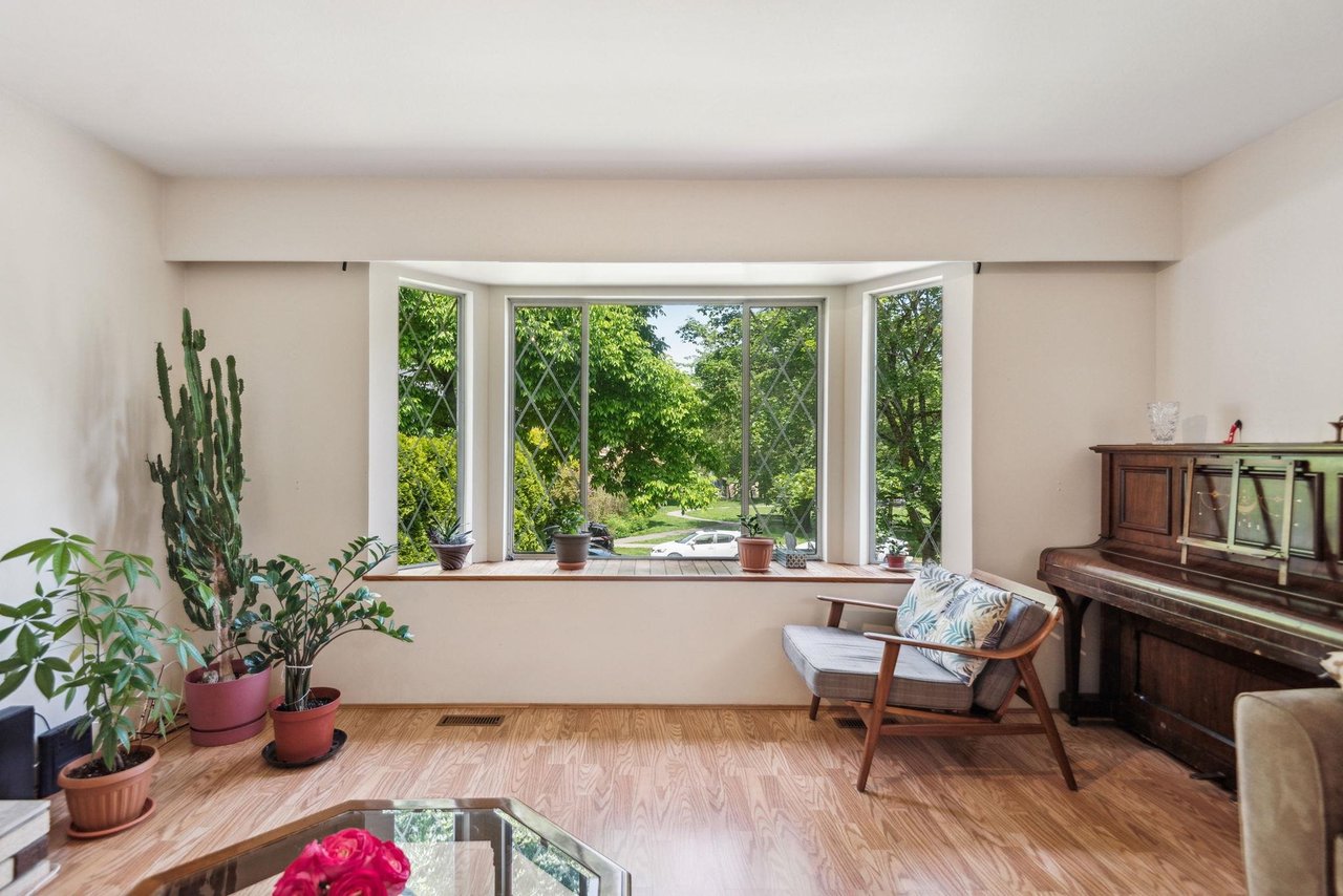 112 E 19th Ave