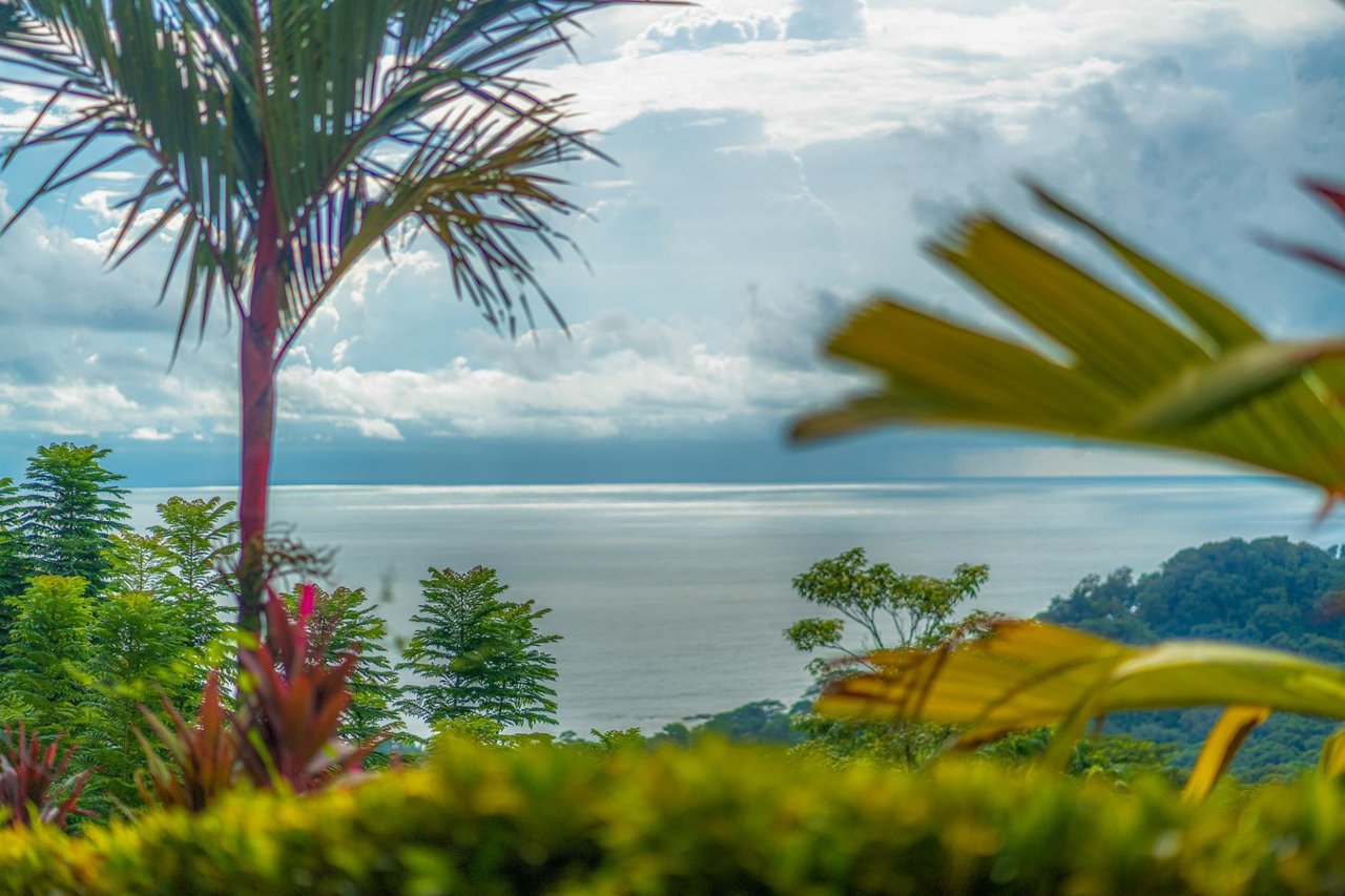 Private Sunset View Compound, Dominical, Puntarenas