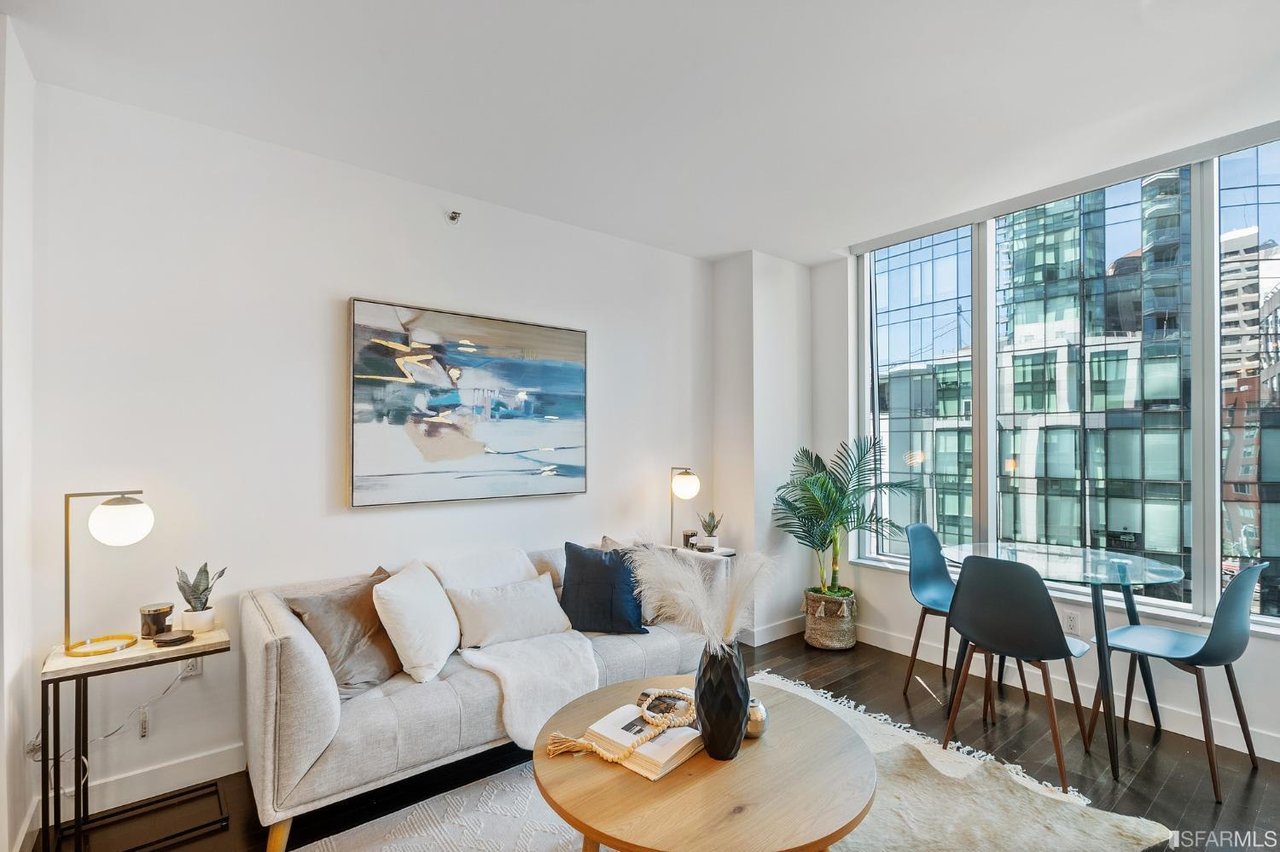 338 Spear St, #20c