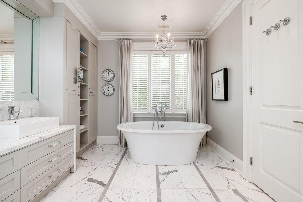 SOLD: Exquisite And Grand Detached Residence